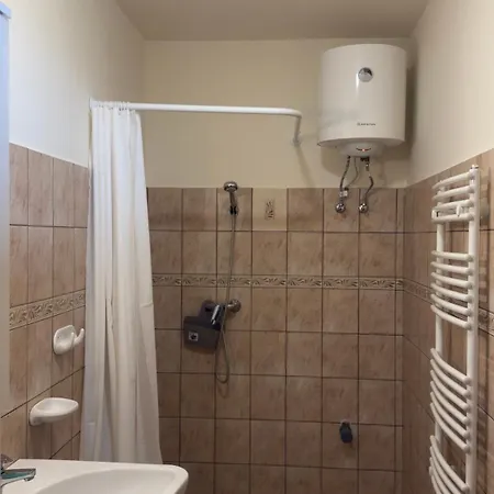 Bencsik Tanya - Szálláshely&rendezvényház Casa de hóspedes 3*